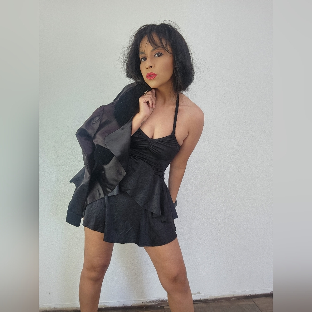 Dress - Picture 2 of 7